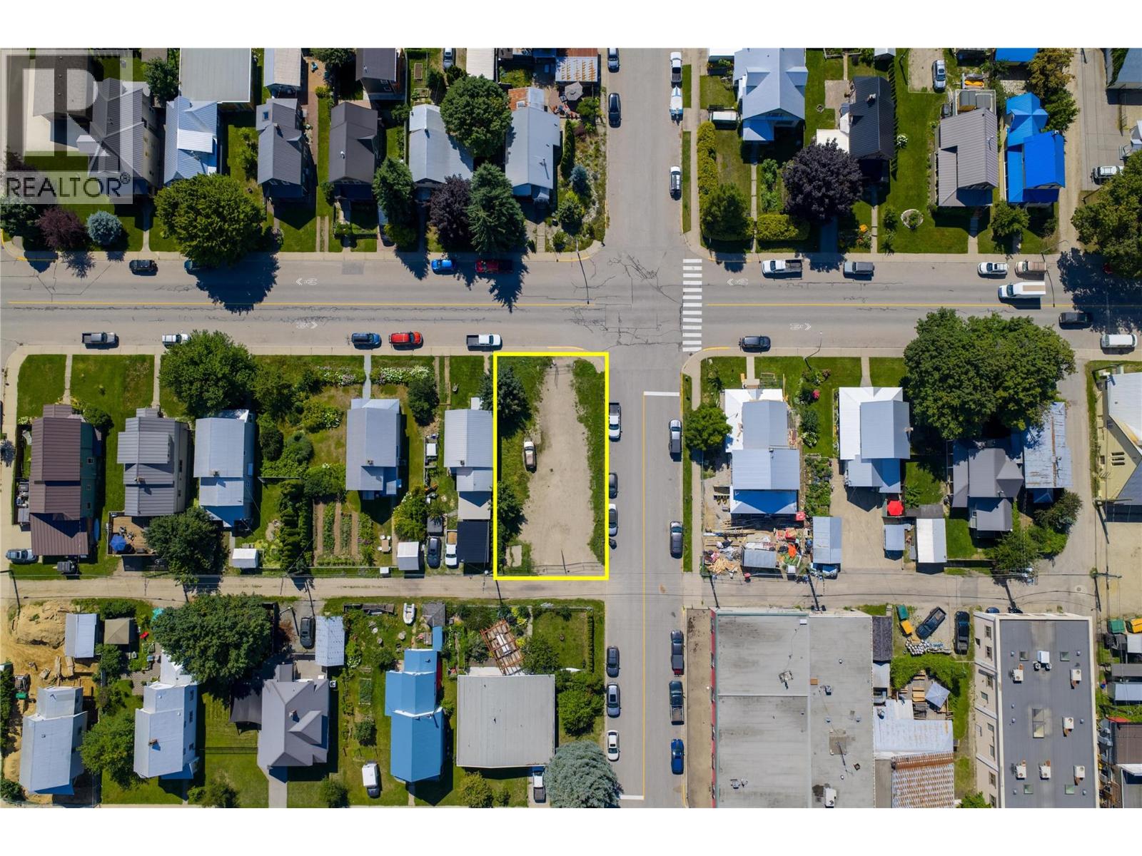 200 Third Street E, Revelstoke