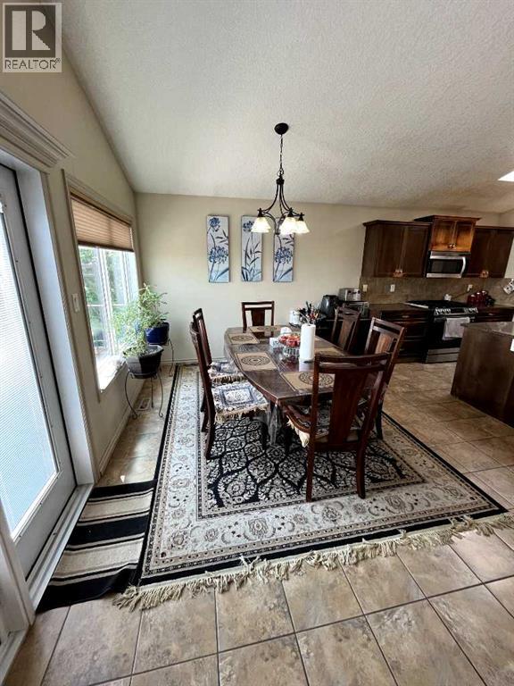 Photo 30 of 226 Gateway Manor S, Lethbridge AB
