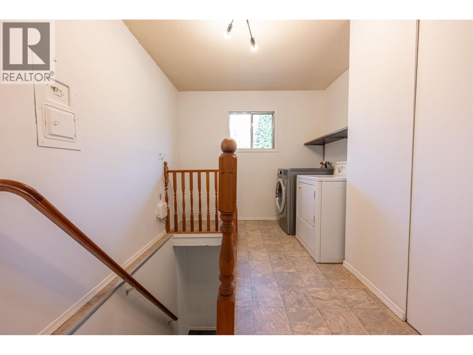 Photo 10 of 7346 Bear Road, Prince George BC