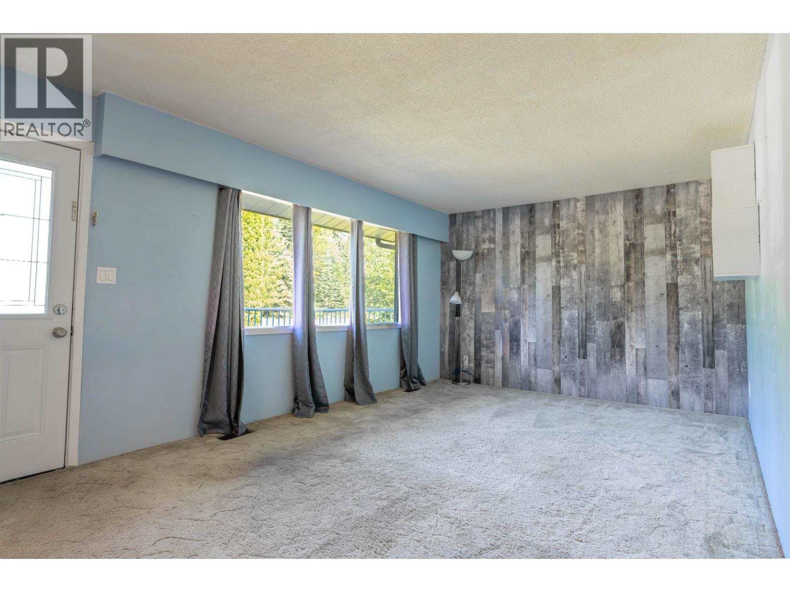 Photo 13 of 7346 Bear Road, Prince George BC