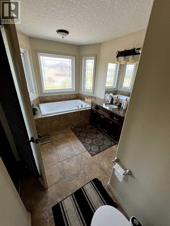 Photo 11 of 226 Gateway Manor S, Lethbridge AB