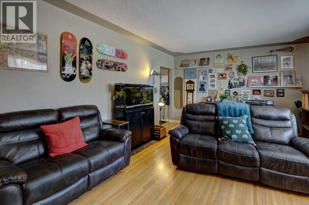 Multi-family House Bungalow for Sale in   Avenue SW Parkhill Calgary 