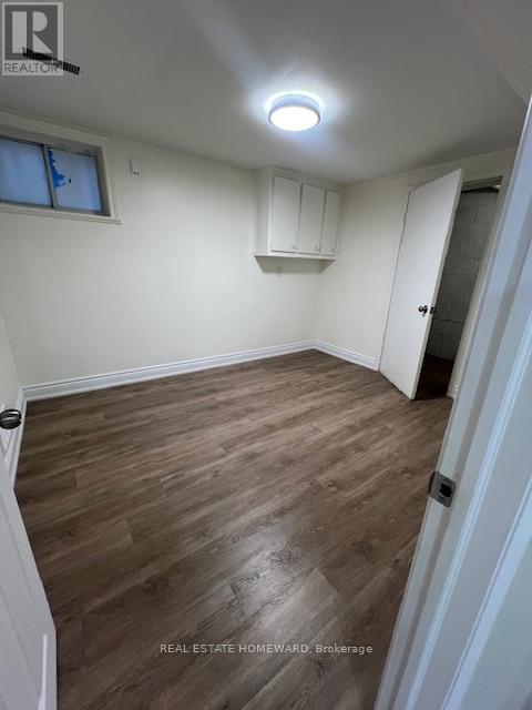 Photo 5 of Lower B 22 Otonabee Avenue, Toronto ON