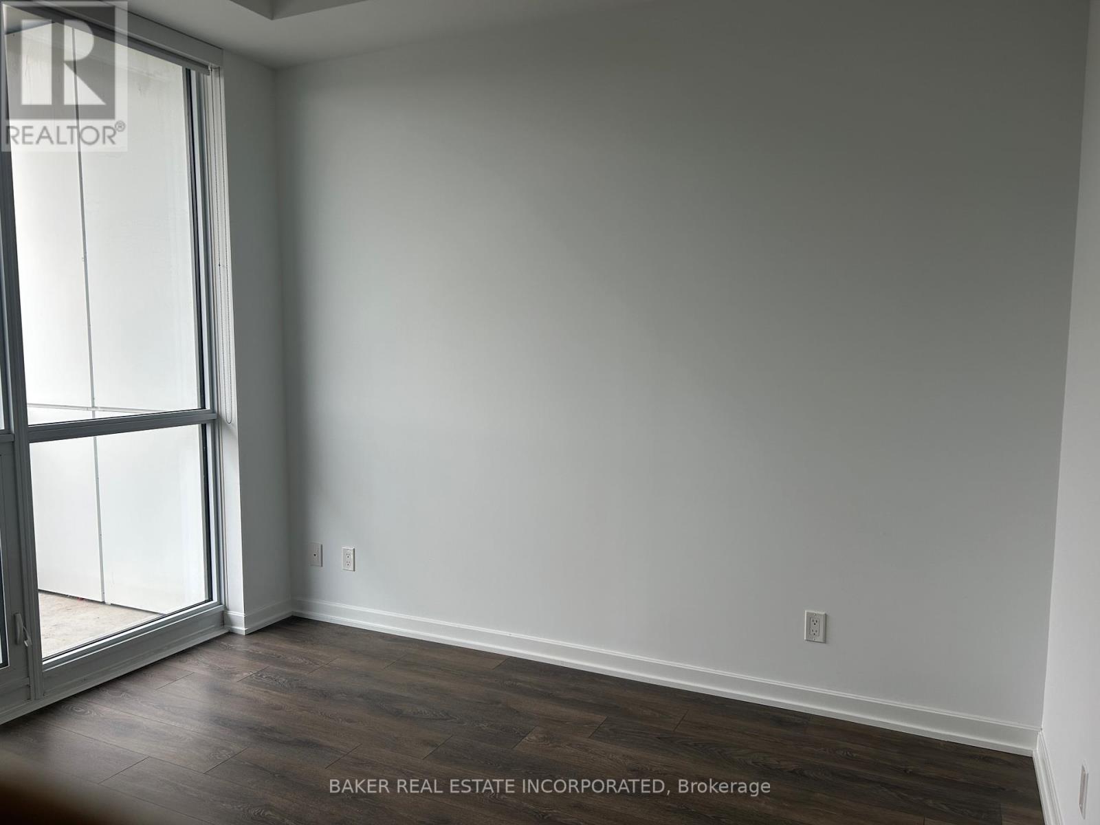 Photo 7 of 216 36 Forest Manor Road, Toronto ON