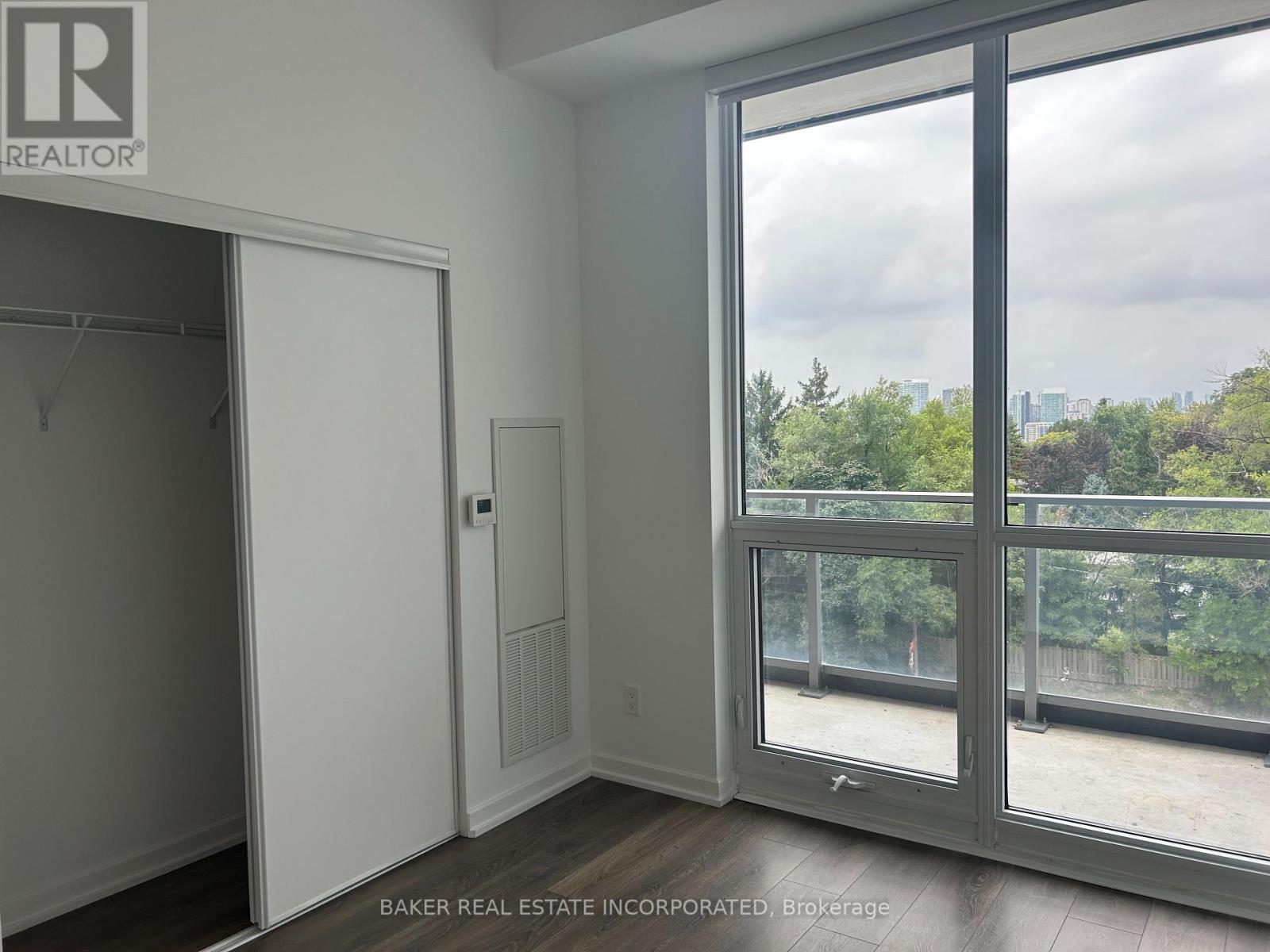 Photo 8 of 216 36 Forest Manor Road, Toronto ON