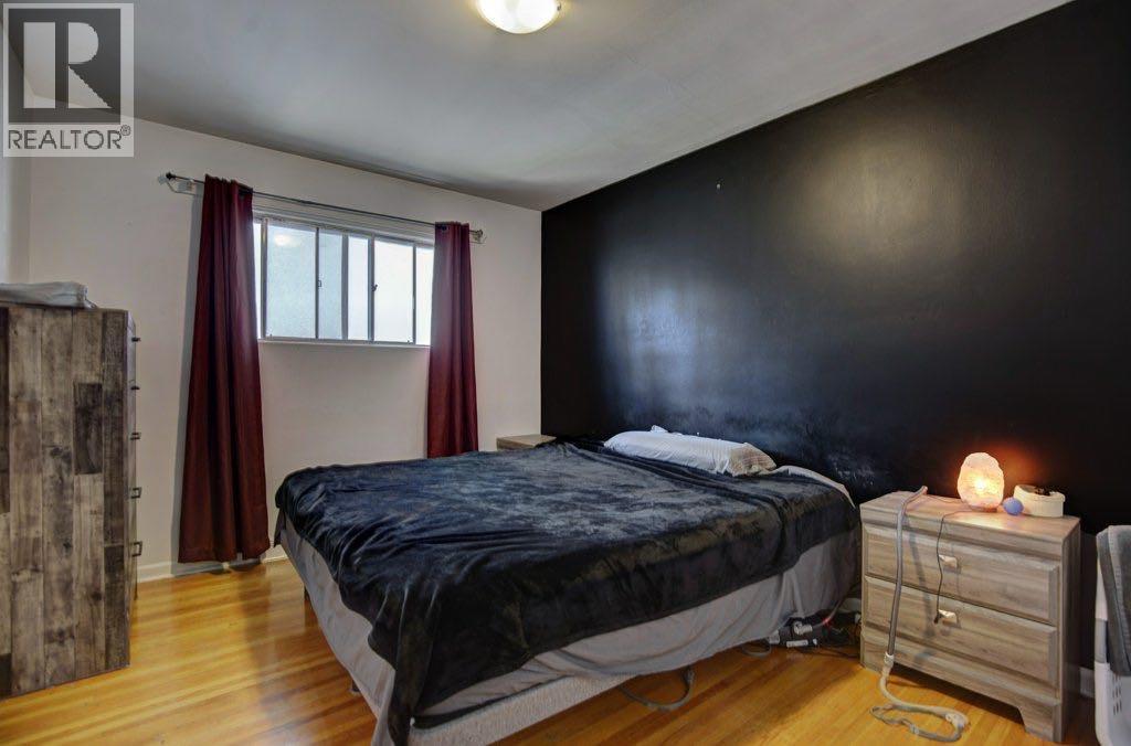 Multi-family House Bungalow for Sale in   Avenue SW Parkhill Calgary 
