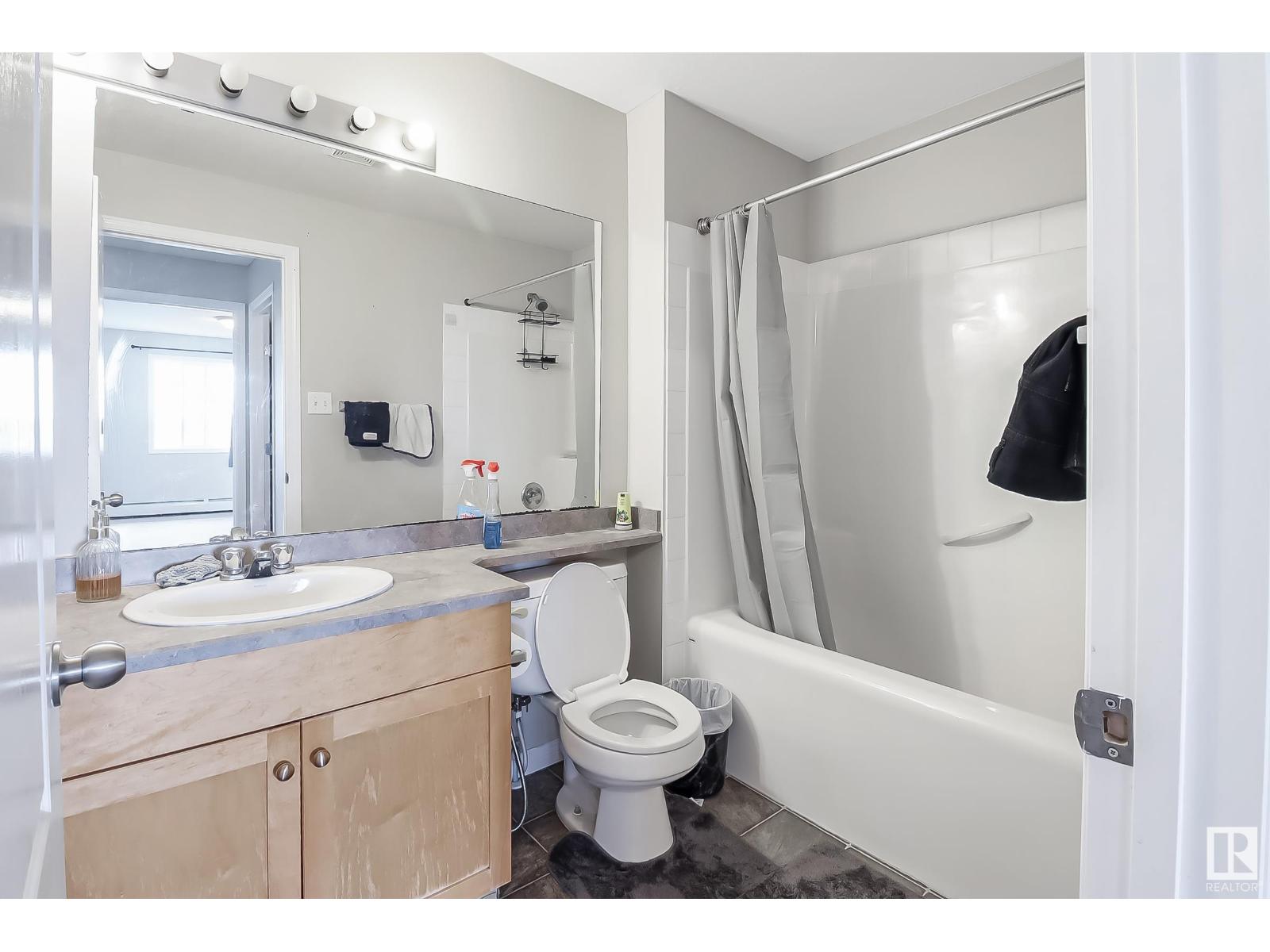 Photo 3 of 415 111 Edwards Dr Sw, Edmonton AB