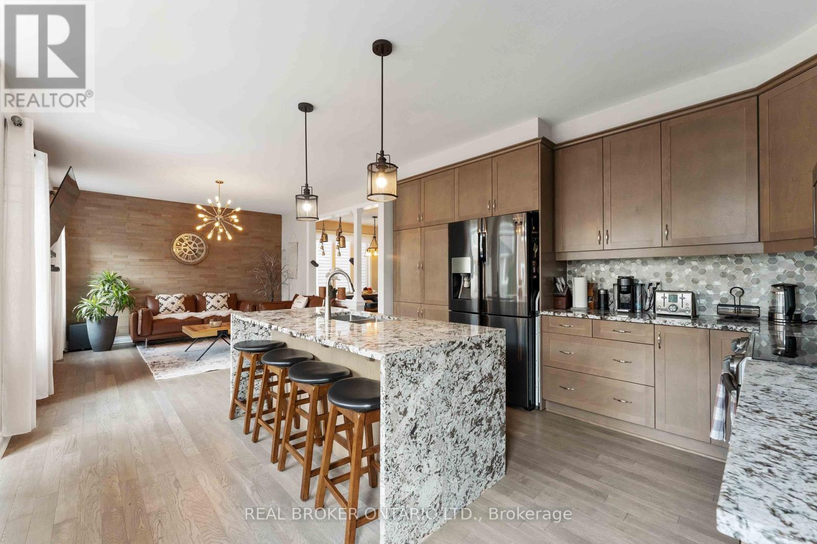 Photo 13 of 373 River Landing Avenue, Ottawa ON