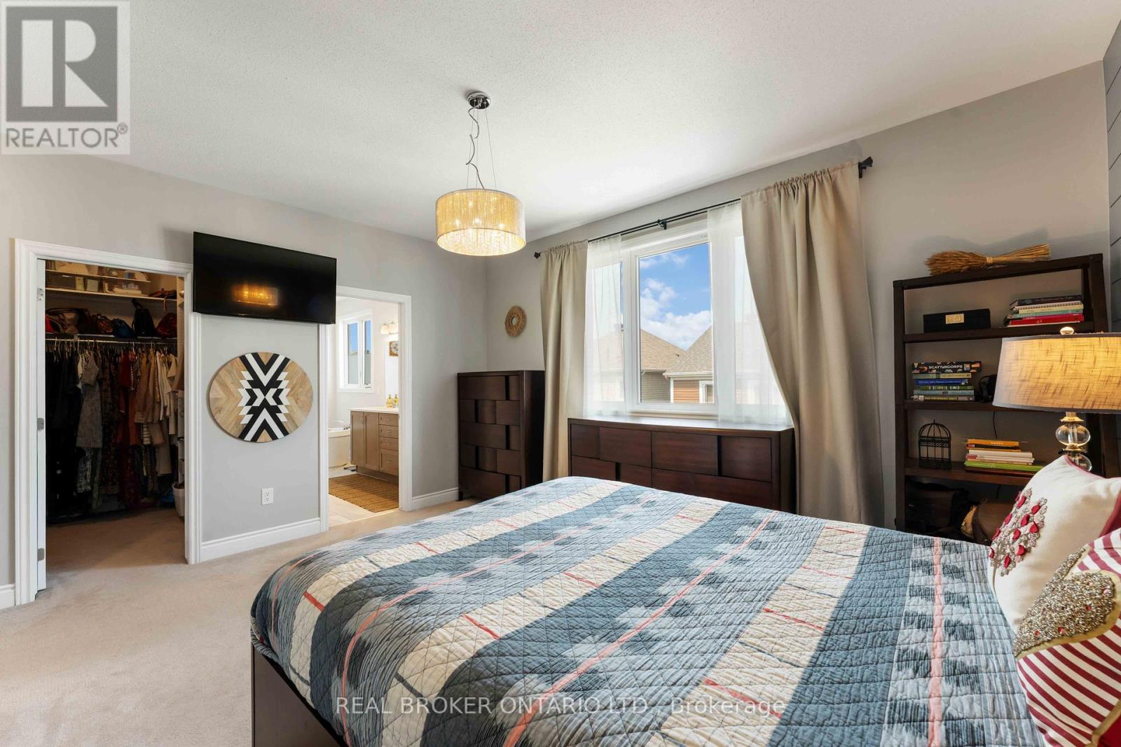 Photo 20 of 373 River Landing Avenue, Ottawa ON