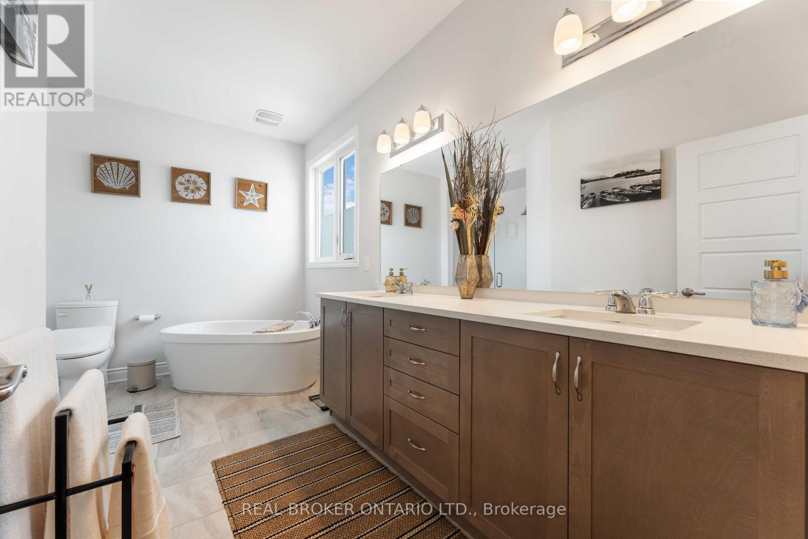 Photo 22 of 373 River Landing Avenue, Ottawa ON
