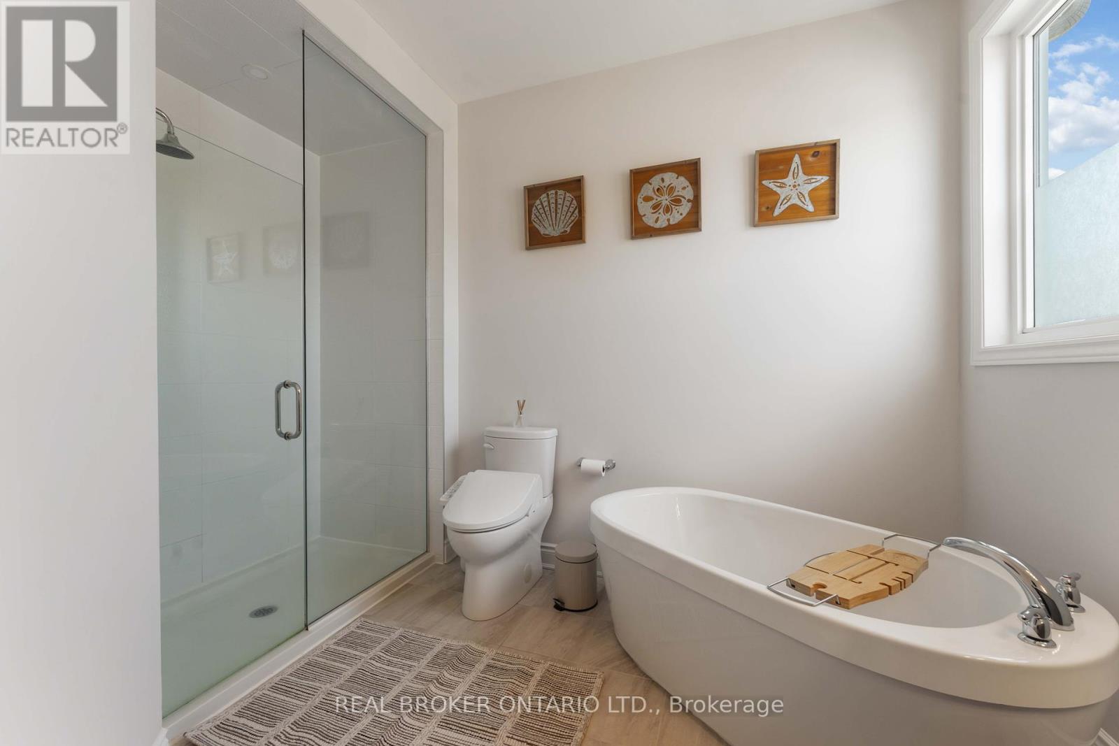 Photo 23 of 373 River Landing Avenue, Ottawa ON