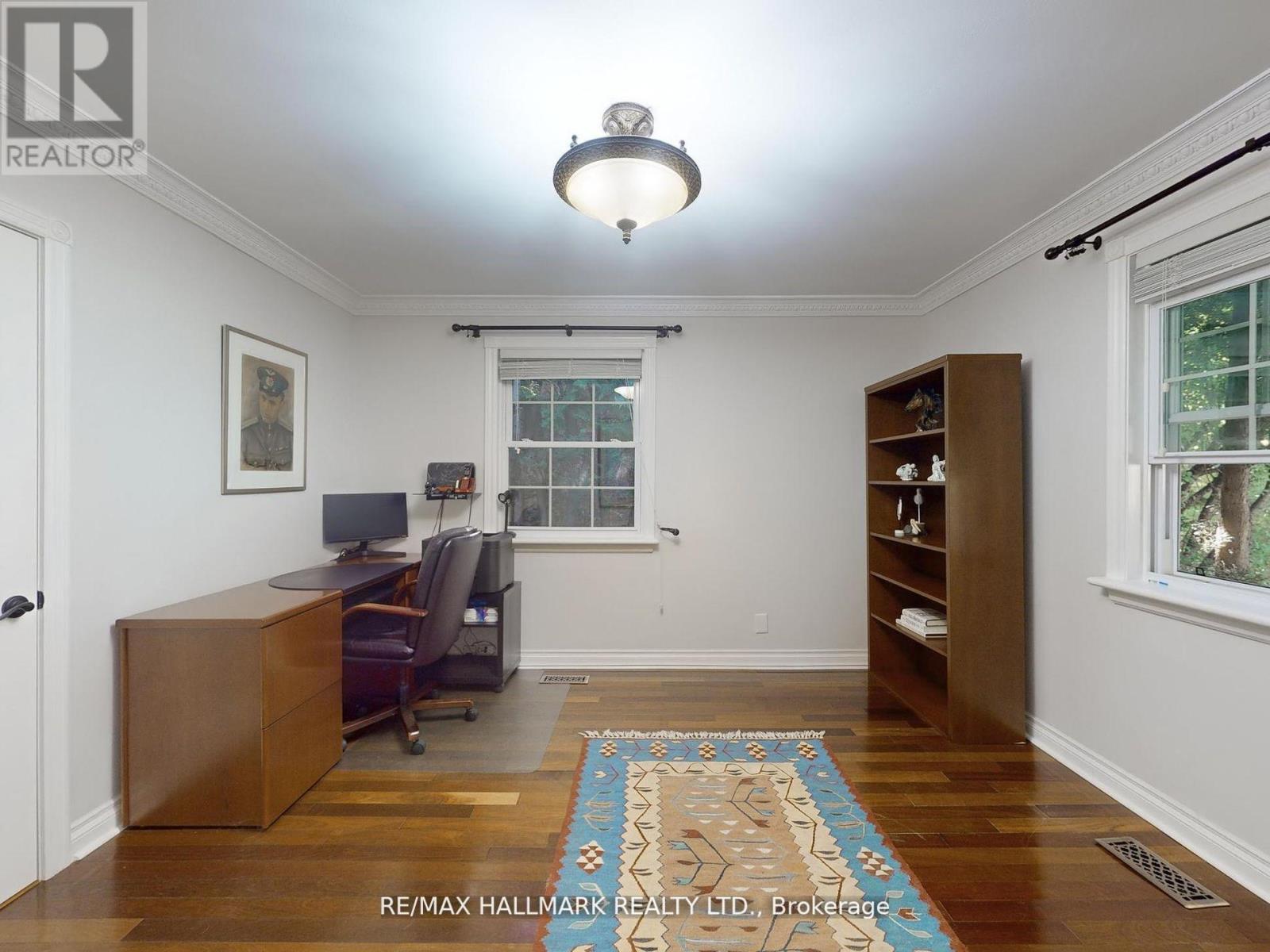 Photo 2 of 109 Highland Lane, Richmond Hill ON