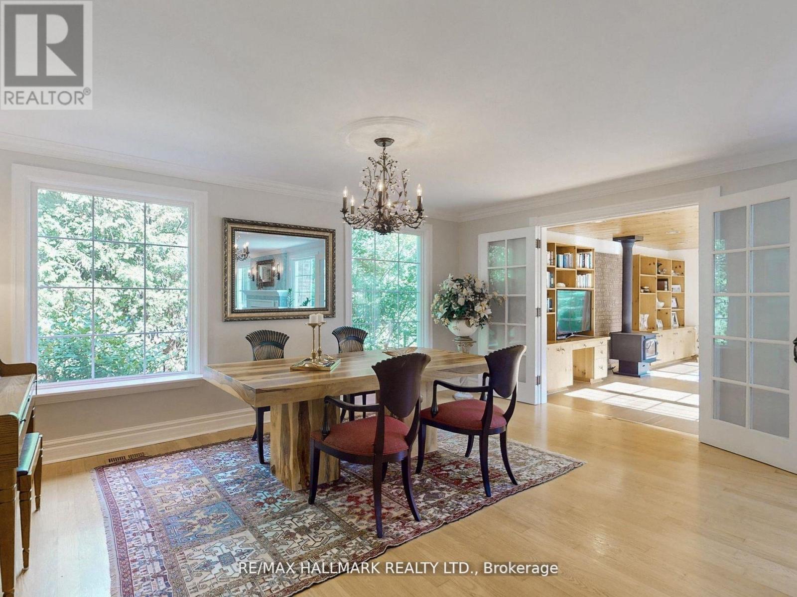 Photo 21 of 109 Highland Lane, Richmond Hill ON