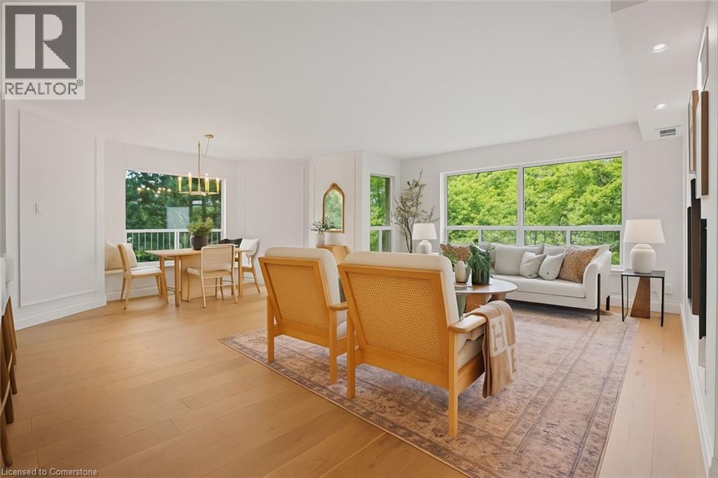 Photo 4 of 2190 Lakeshore Road Unit 403, Burlington ON