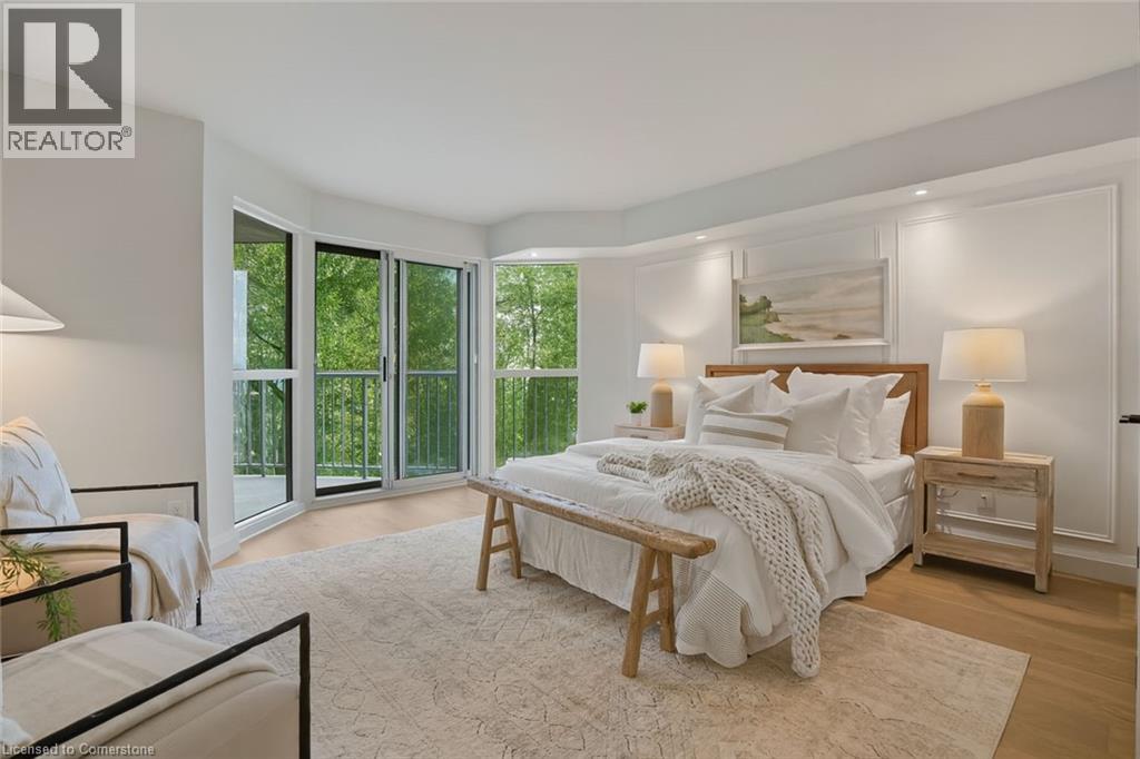 Photo 2 of 2190 Lakeshore Road Unit 403, Burlington ON