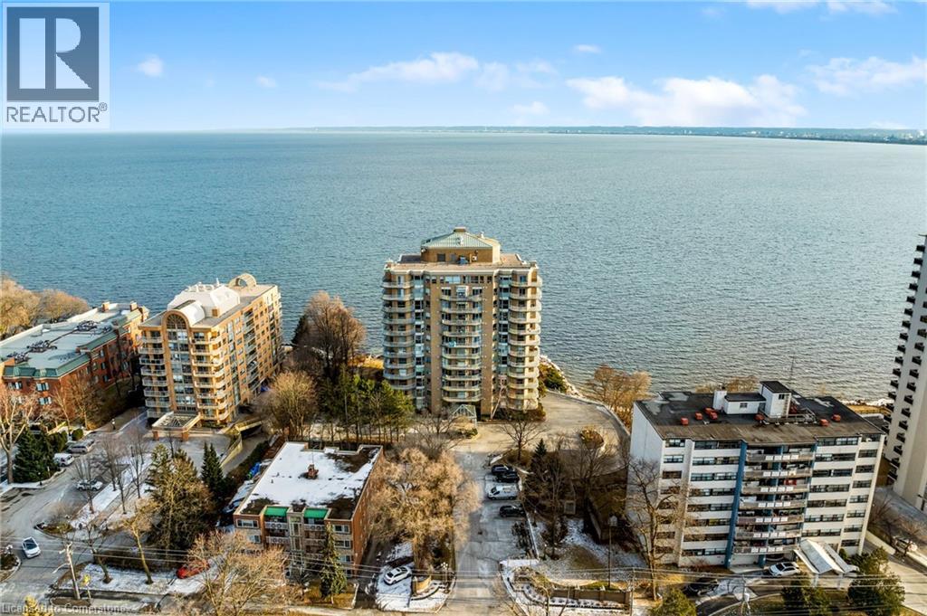 Photo 10 of 2190 Lakeshore Road Unit 403, Burlington ON