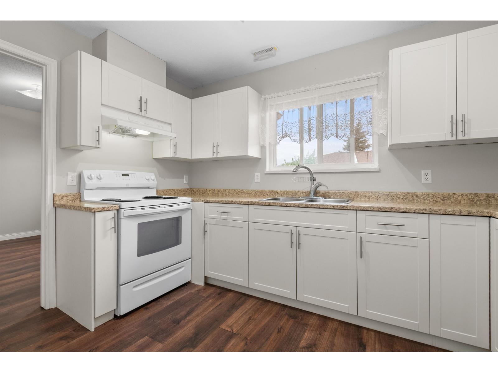 Photo 13 of 50 7715 Luckakuck Place Sardis West Vedder, Chilliwack BC