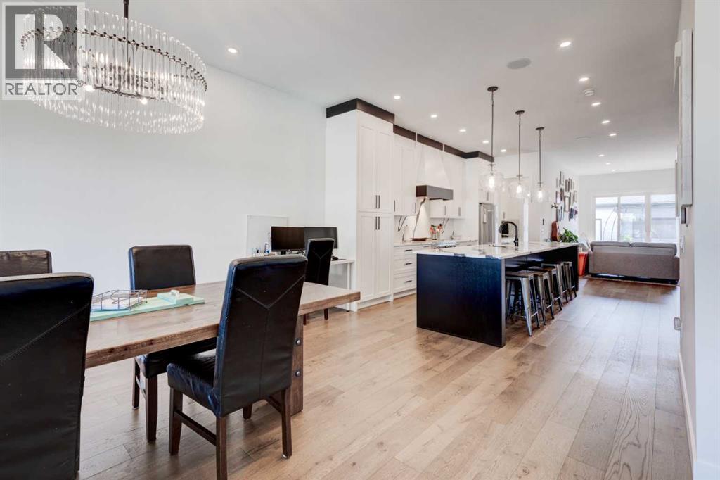 Single Family House for Sale in   Avenue SW North Glenmore Park Calgary 