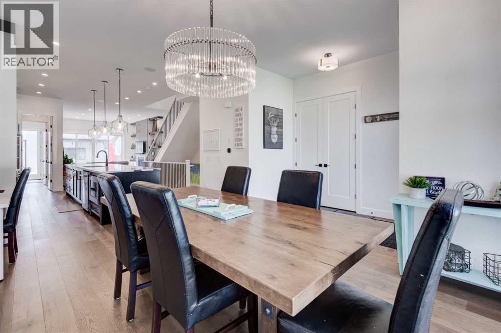 Single Family House for Sale in   Avenue SW North Glenmore Park Calgary 