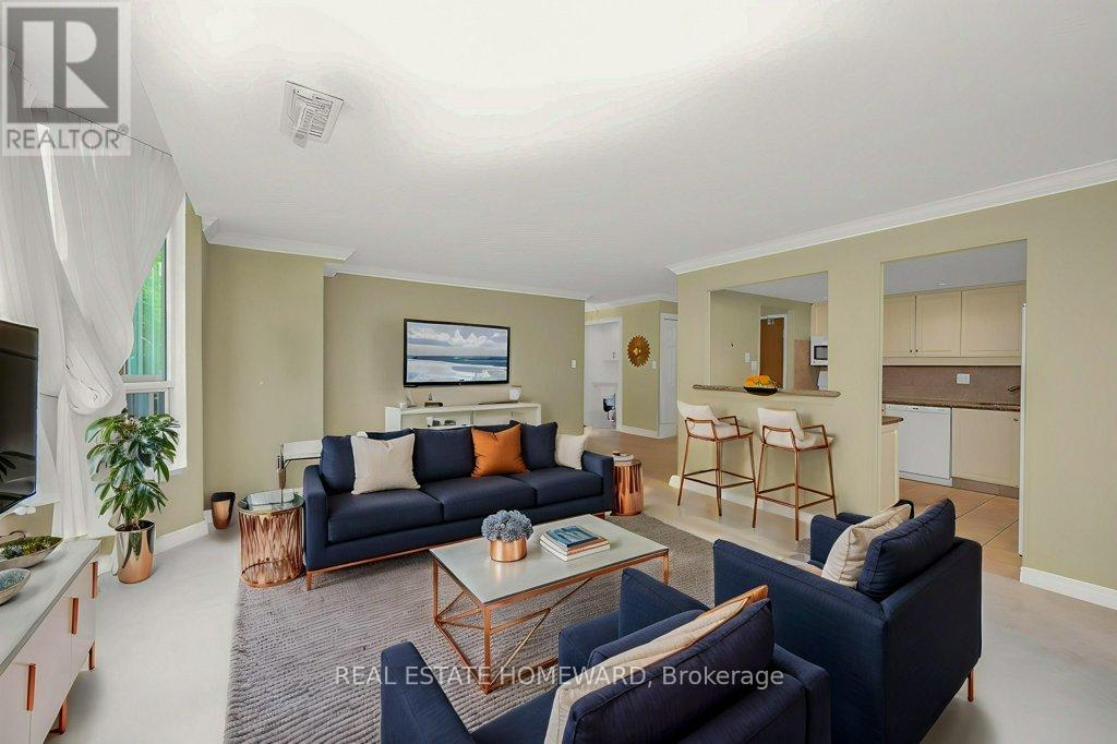 Photo 5 of 203 2121 Lakeshore Road, Burlington ON