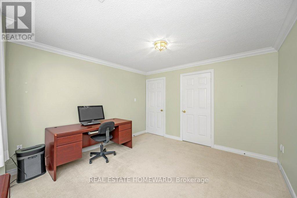 Photo 10 of 203 2121 Lakeshore Road, Burlington ON