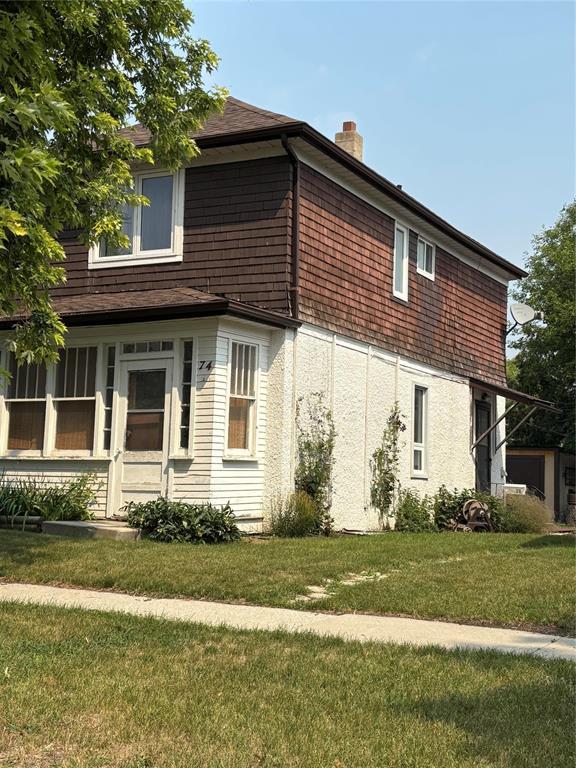 Photo 14 of 74 Bristol Avenue, Winnipeg MB