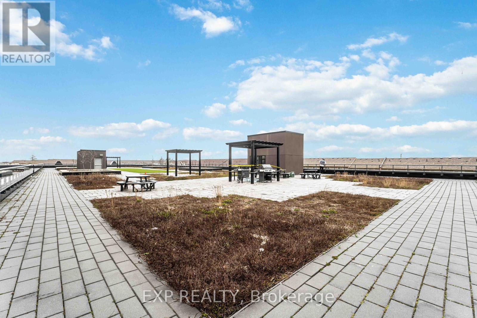 Photo 14 of 807 550 North Service Road, Grimsby ON