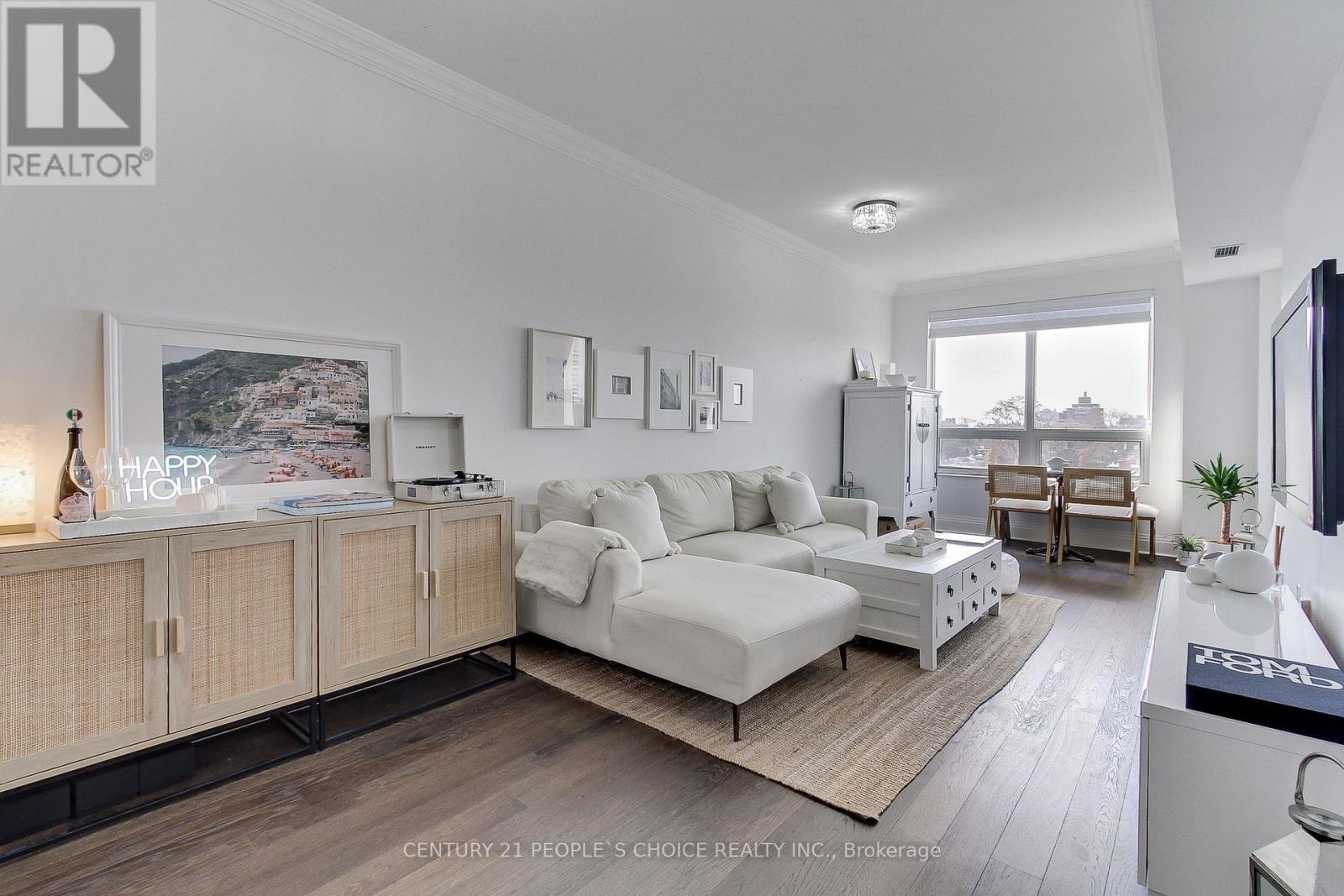 Photo 17 of 706 99 Avenue Road, Toronto ON