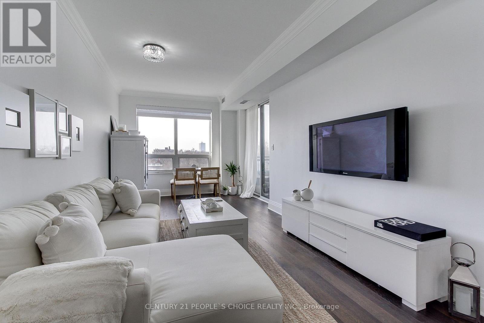 Photo 20 of 706 99 Avenue Road, Toronto ON