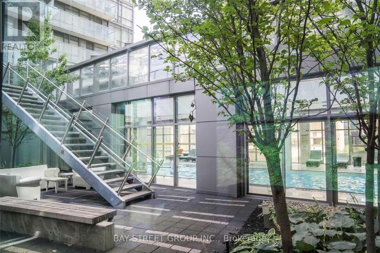 Photo 12 of 2805 38 Grenville Street, Toronto ON
