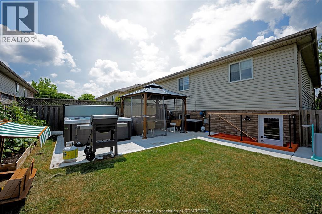 Photo 23 of 4574 Tumbleweed Crescent, Windsor ON