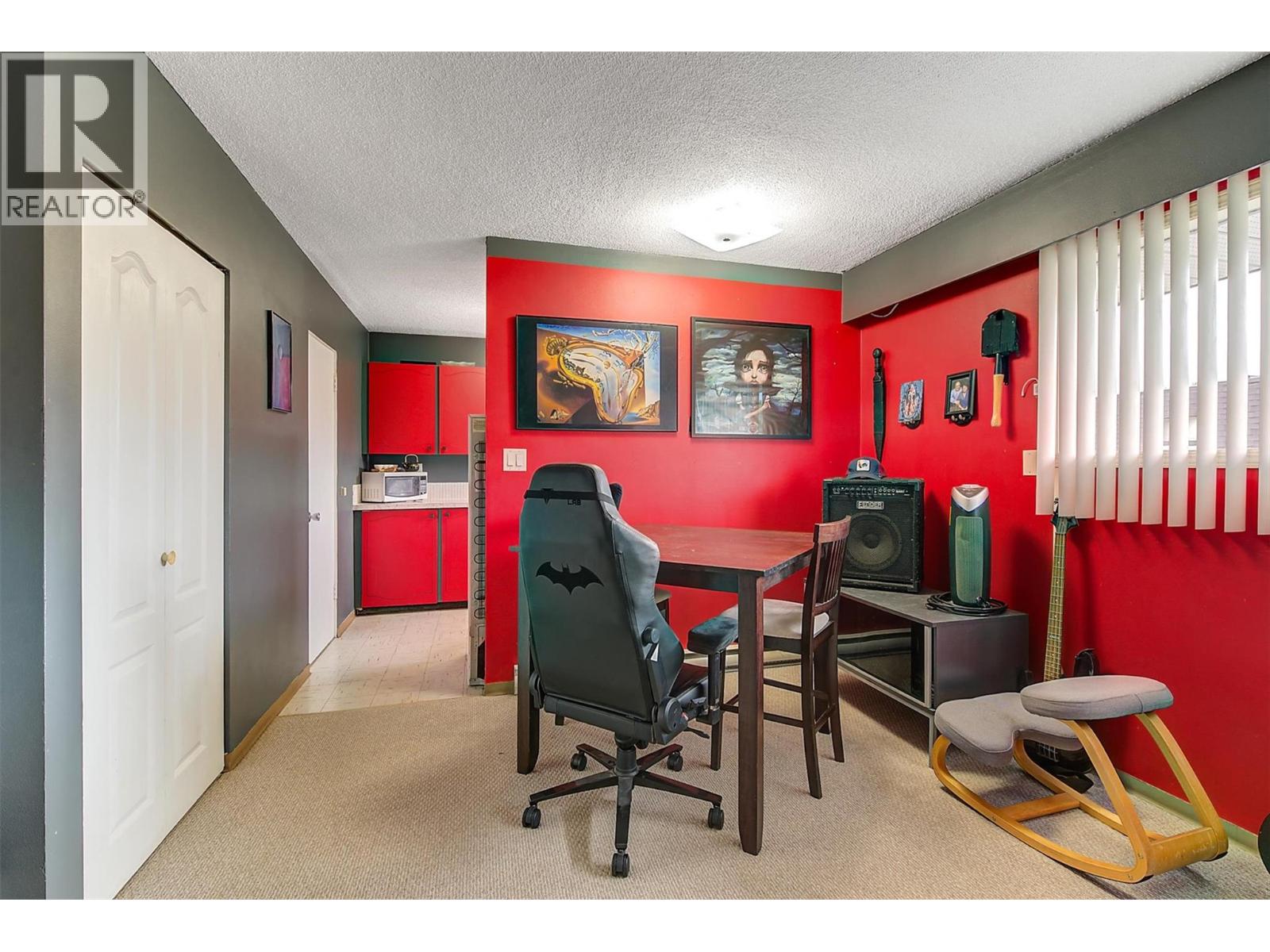 6 1291 Bernard Avenue, Kelowna