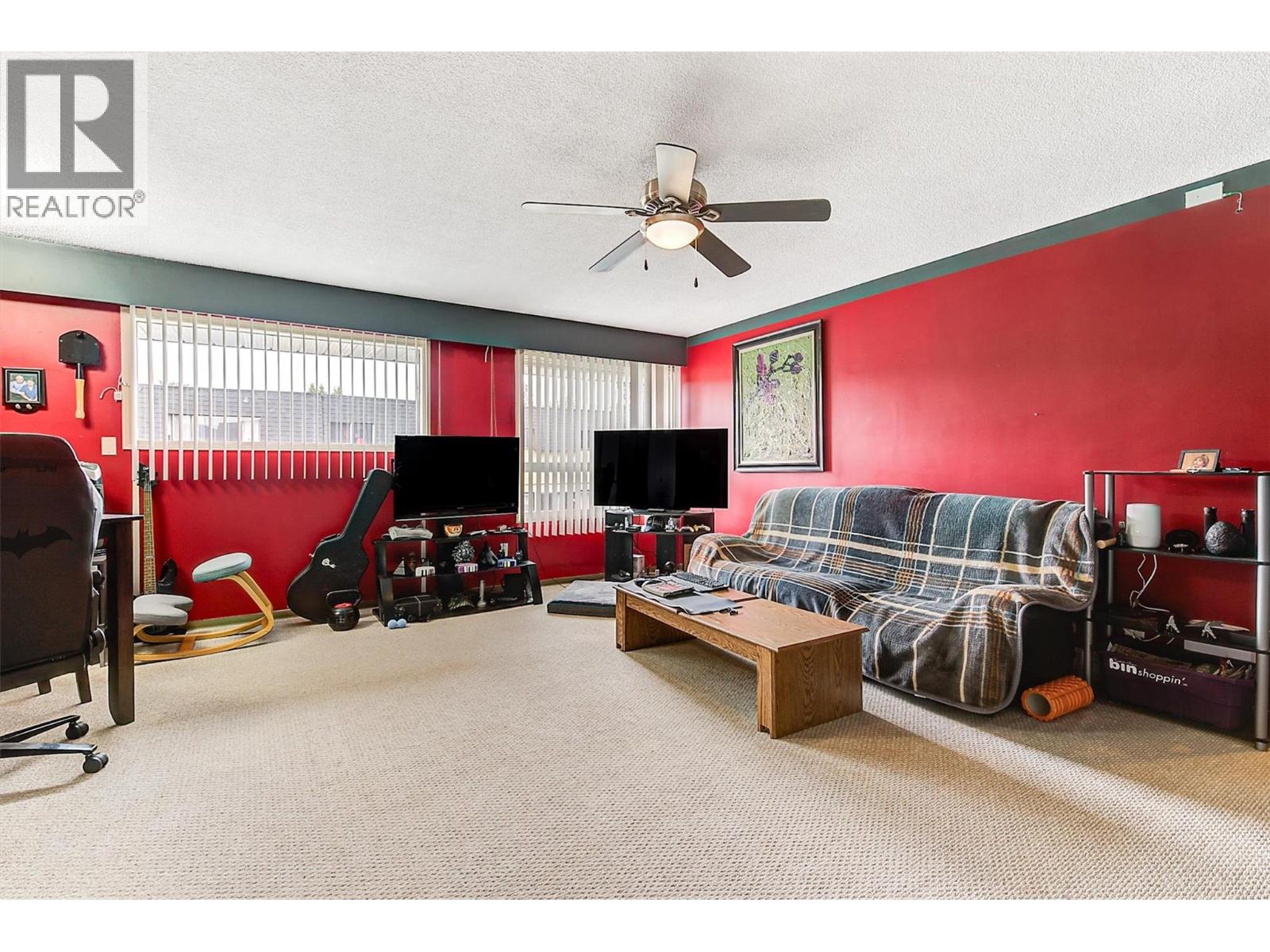 6 1291 Bernard Avenue, Kelowna