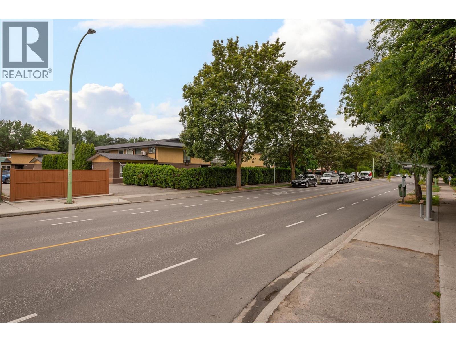 6 1291 Bernard Avenue, Kelowna