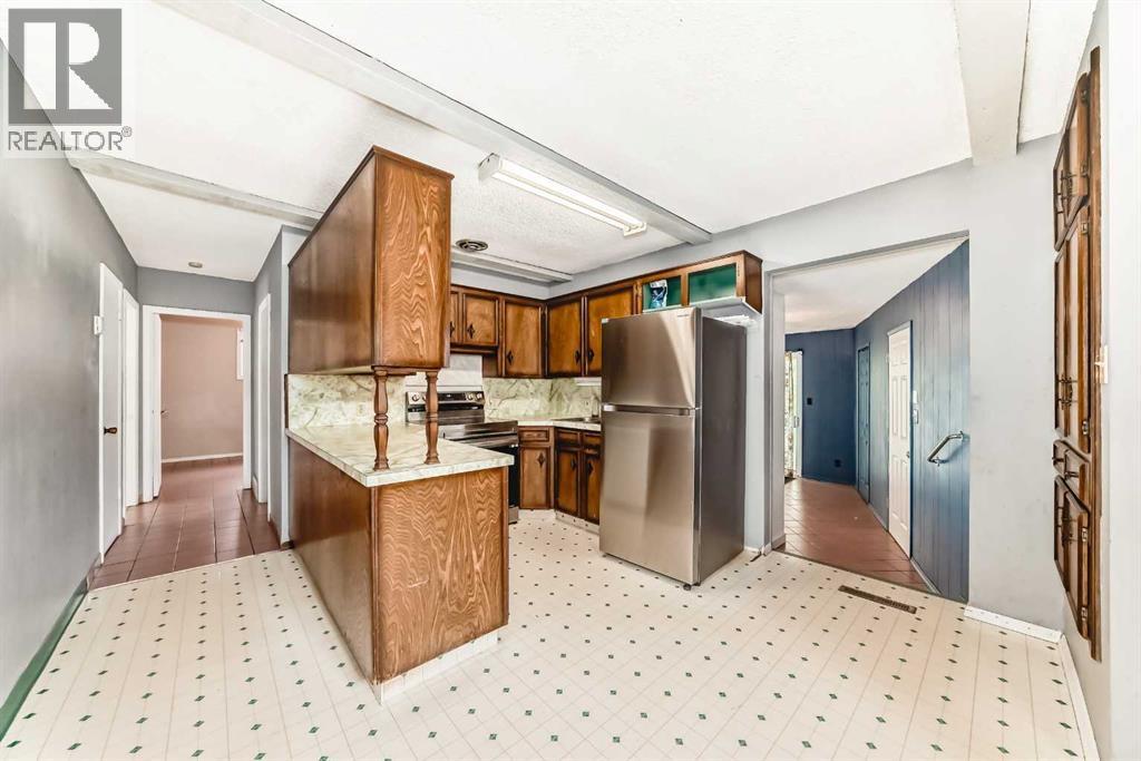 Single Family House Bungalow for Sale in   Avenue NW Bowness Calgary 
