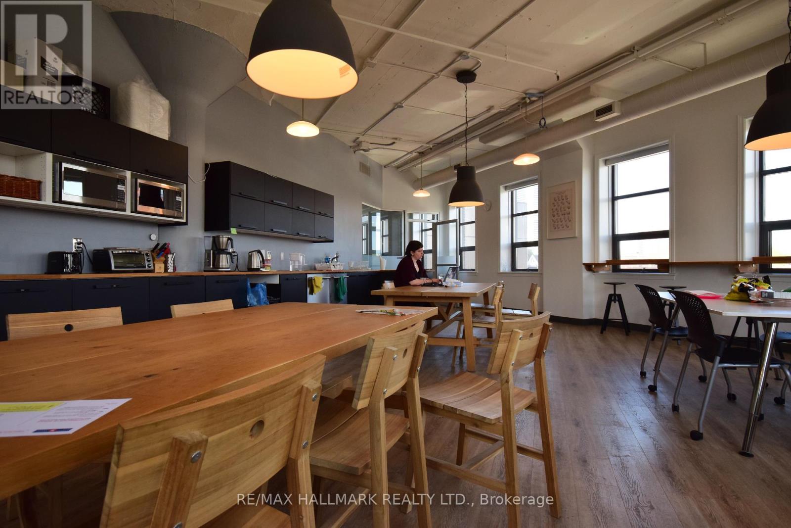 Photo 4 of 400 A 100 Broadview Avenue, Toronto ON