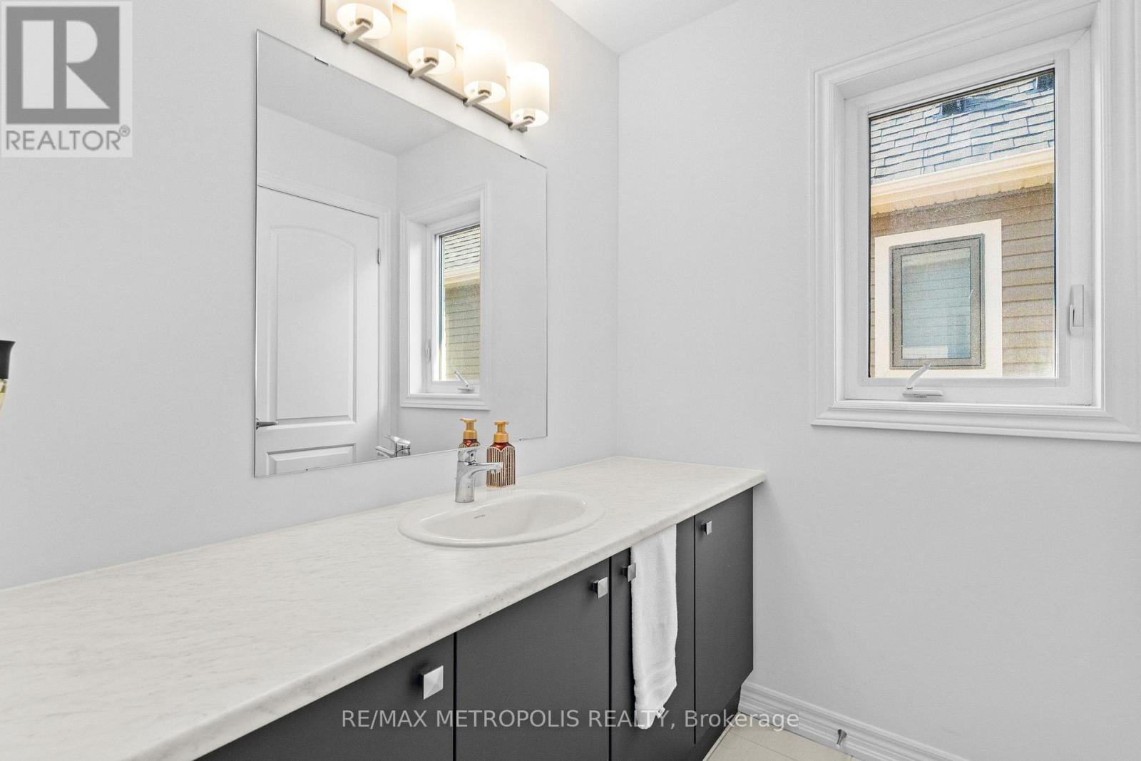 Photo 11 of 2028 Verne Bowen Street, Oshawa ON