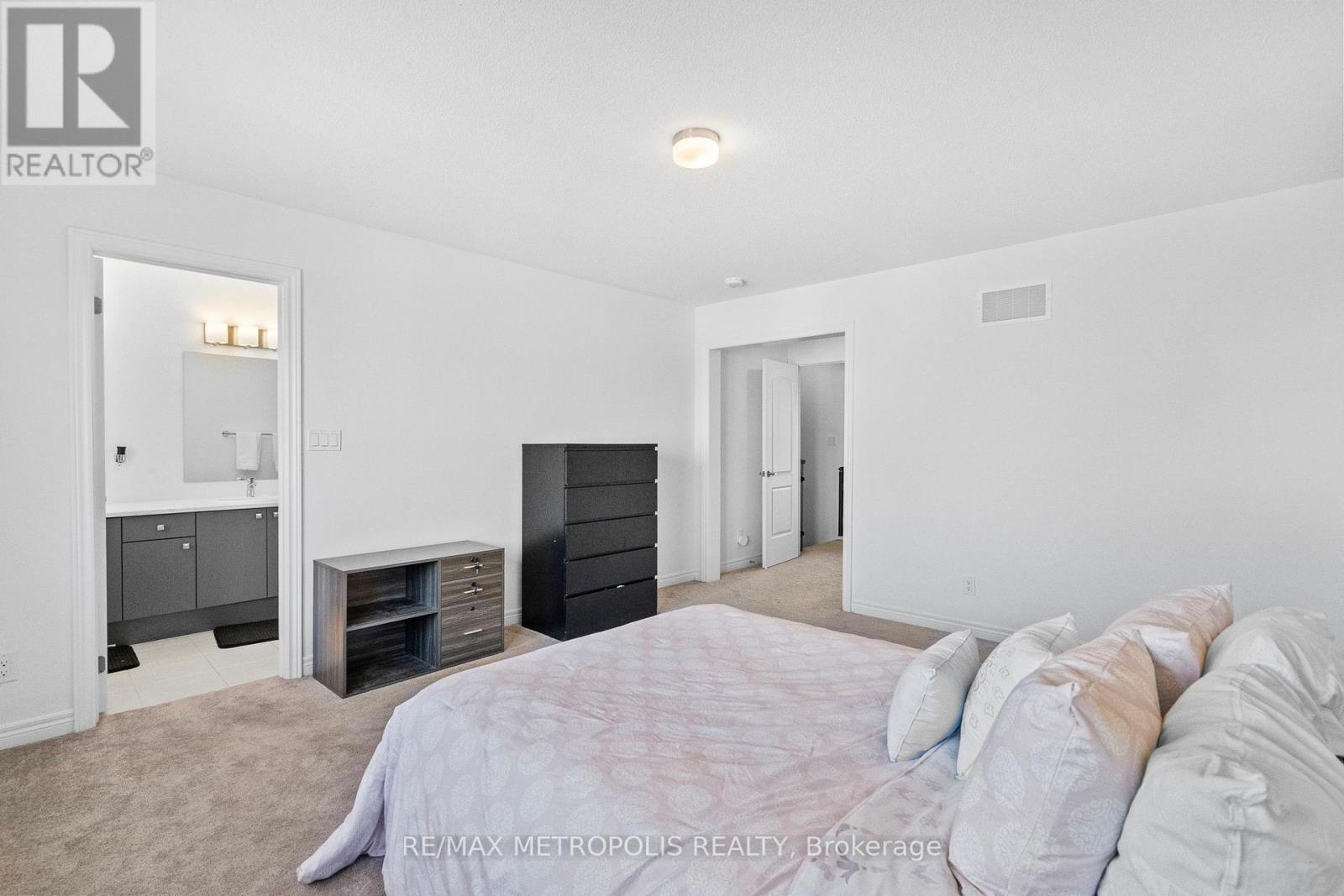 Photo 12 of 2028 Verne Bowen Street, Oshawa ON