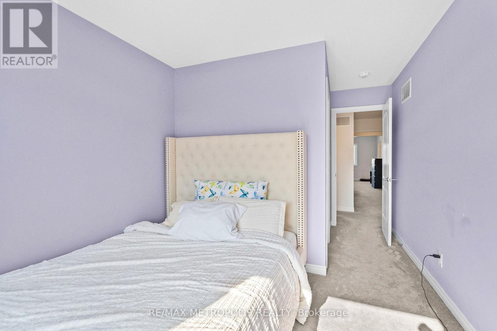 Photo 3 of 2028 Verne Bowen Street, Oshawa ON
