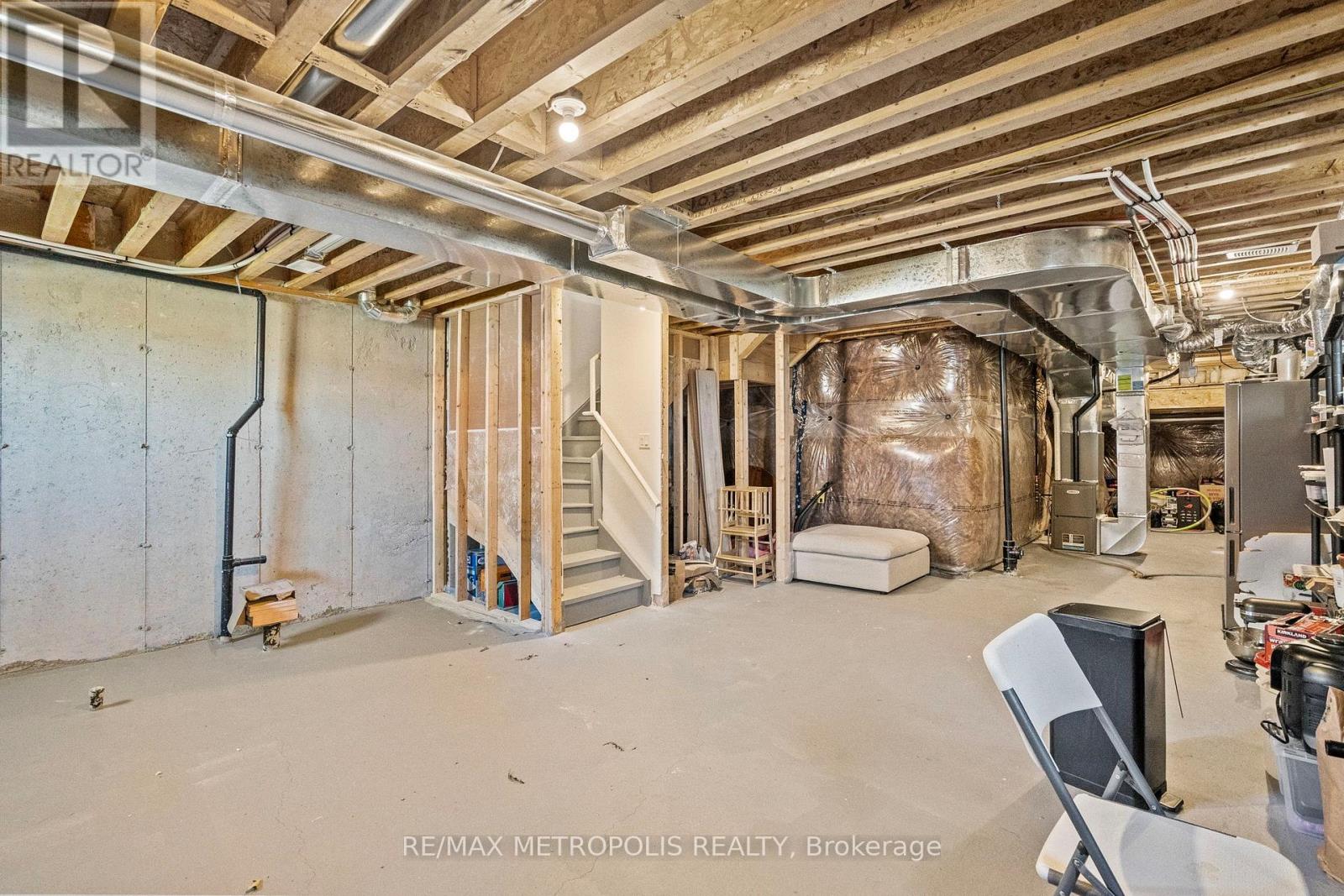 Photo 19 of 2028 Verne Bowen Street, Oshawa ON