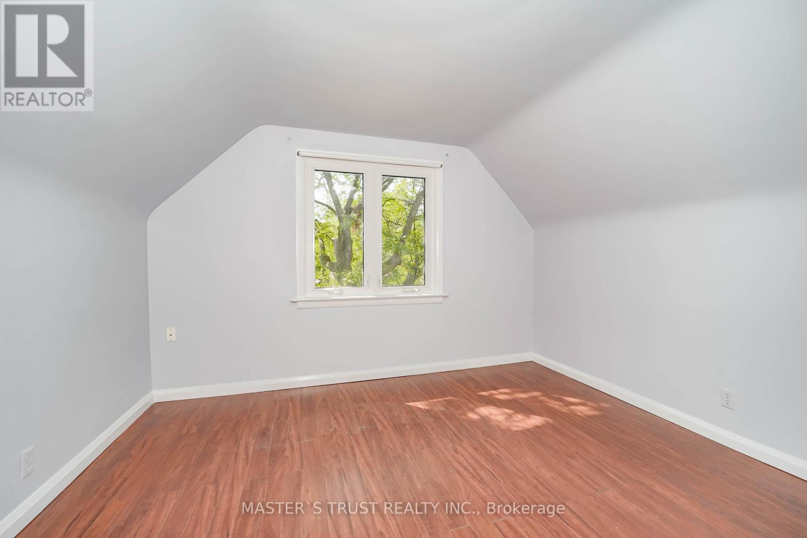 Photo 23 of 10 Valerie Road, Toronto ON