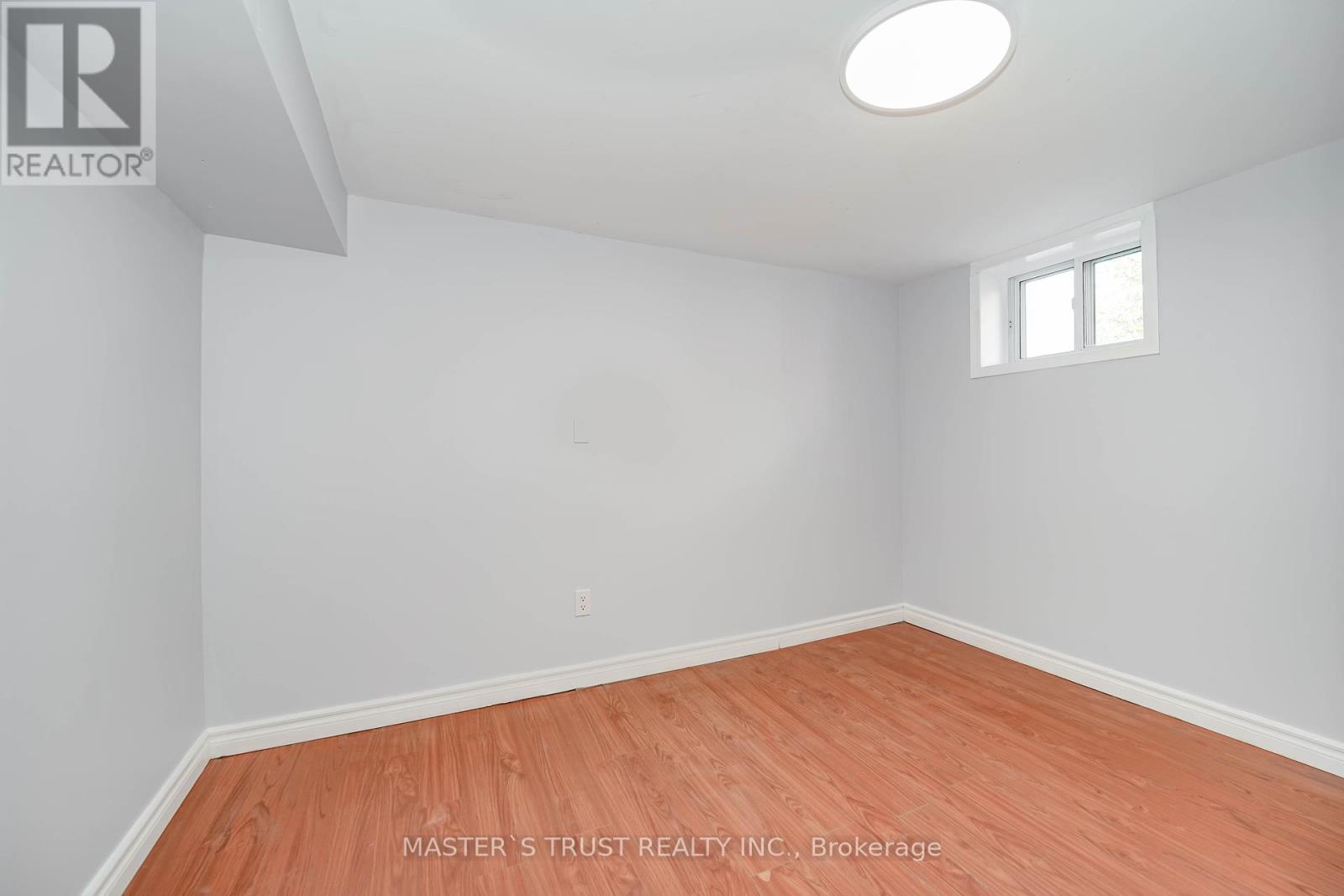 Photo 13 of 10 Valerie Road, Toronto ON
