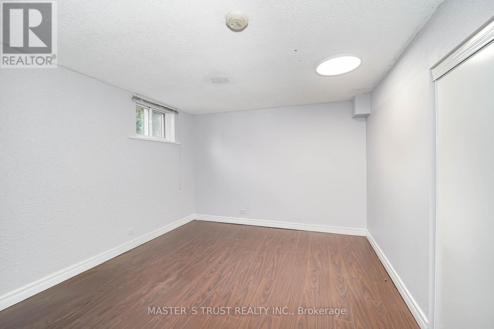 Photo 10 of 10 Valerie Road, Toronto ON