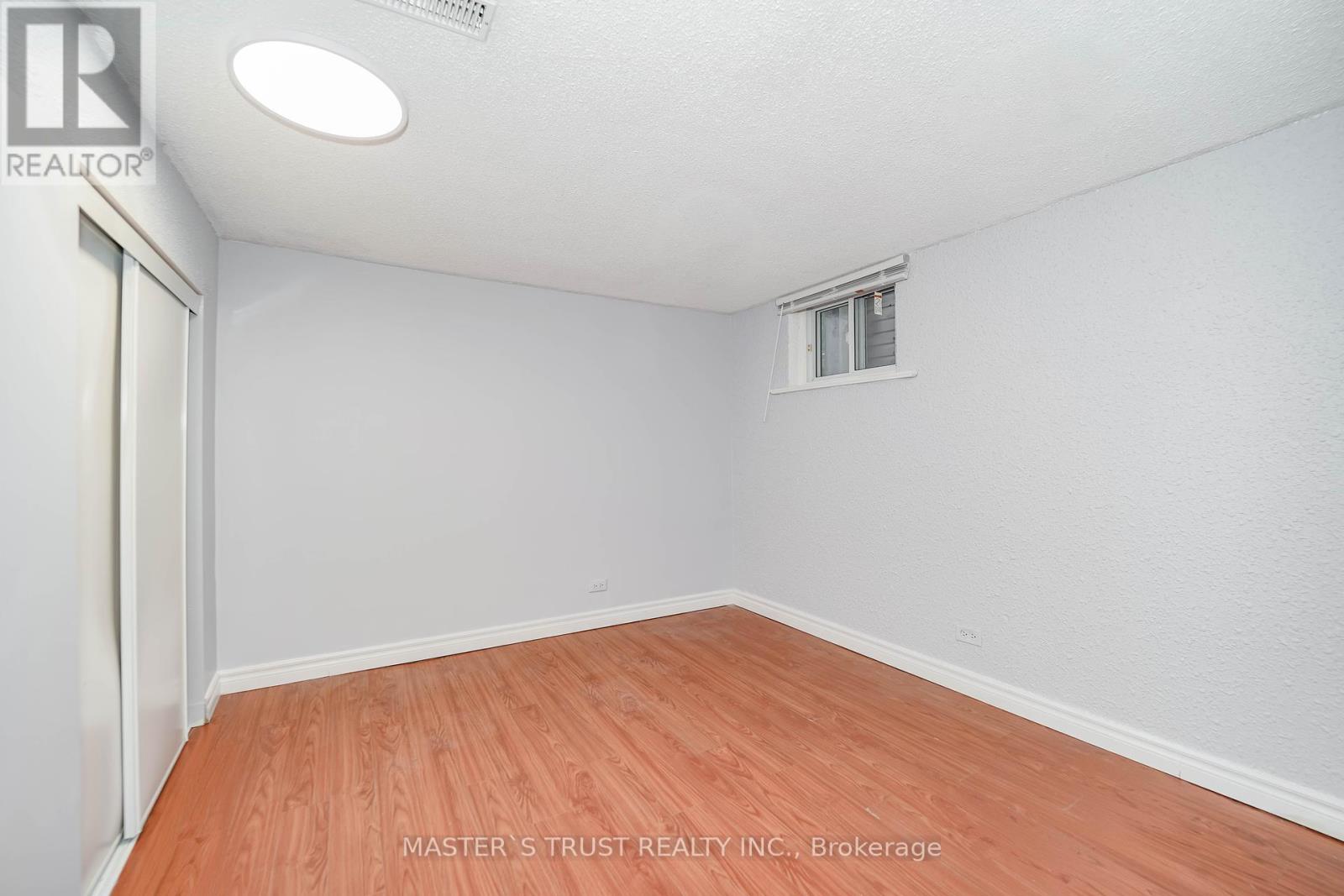 Photo 30 of 10 Valerie Road, Toronto ON