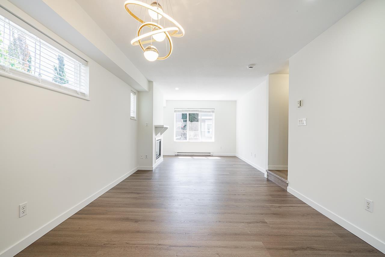Photo 9 of 52 15155 62 A Avenue, Surrey BC