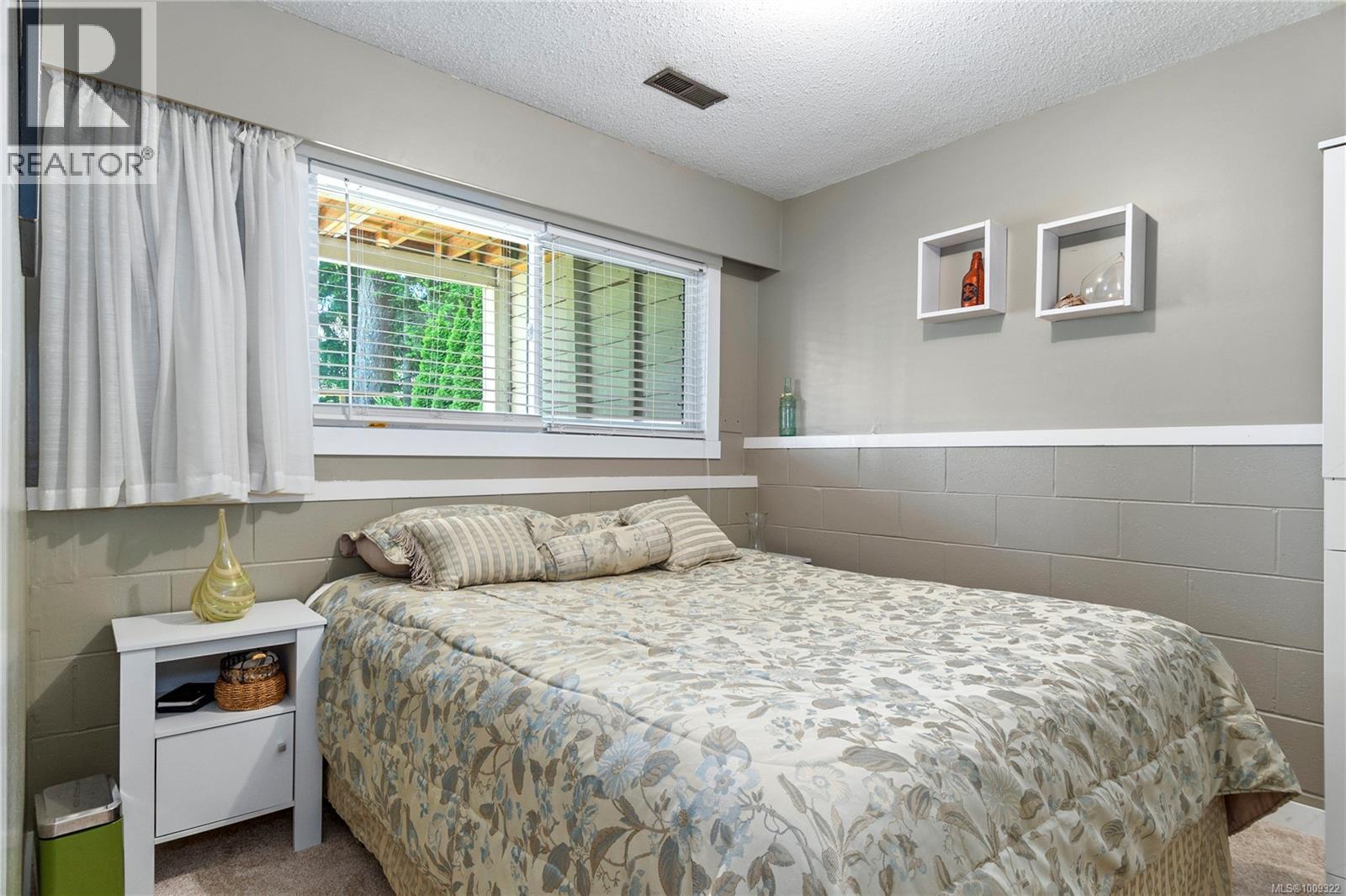 Photo 42 of 183 Dogwood St S, Campbell River BC