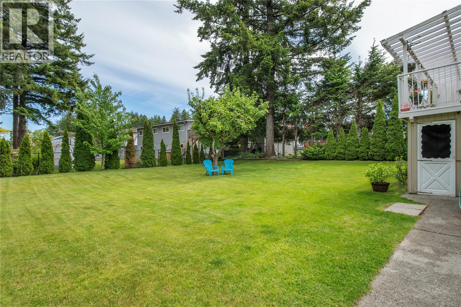 Photo 19 of 183 Dogwood St S, Campbell River BC