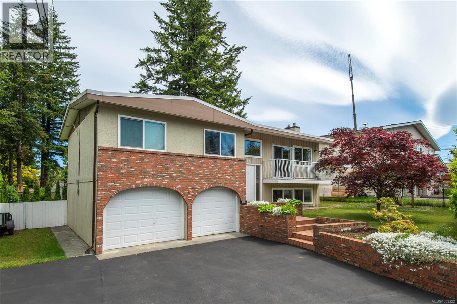 Photo 14 of 183 Dogwood St S, Campbell River BC