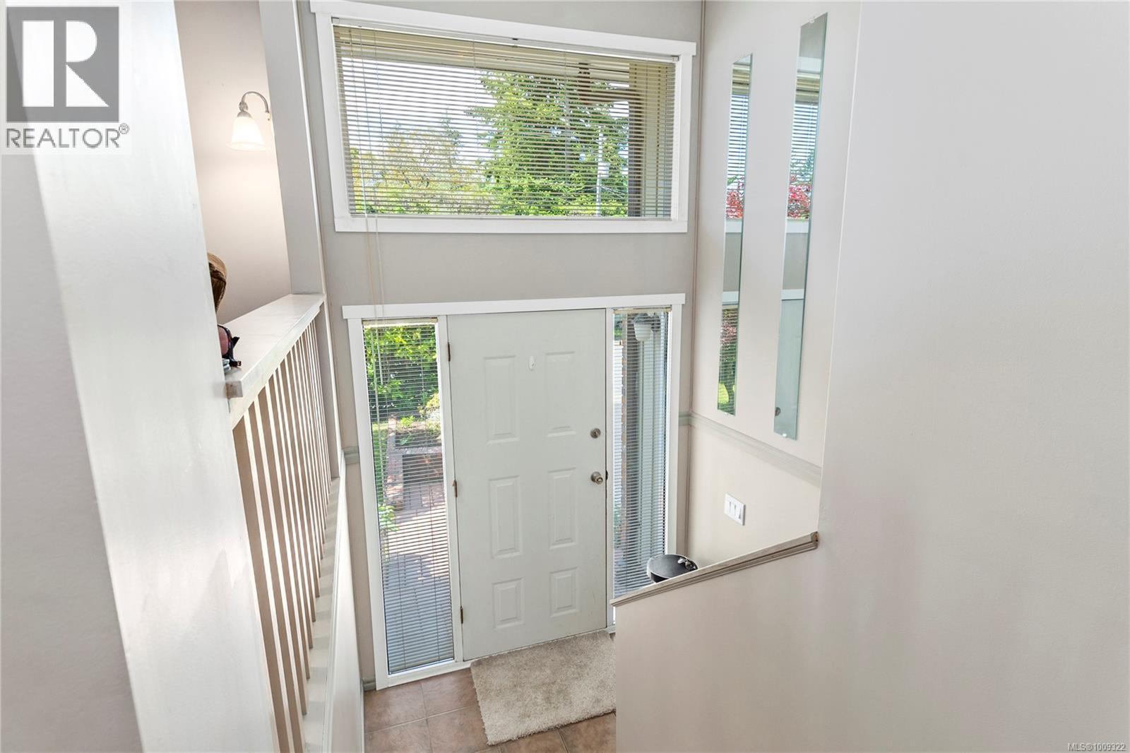 Photo 11 of 183 Dogwood St S, Campbell River BC