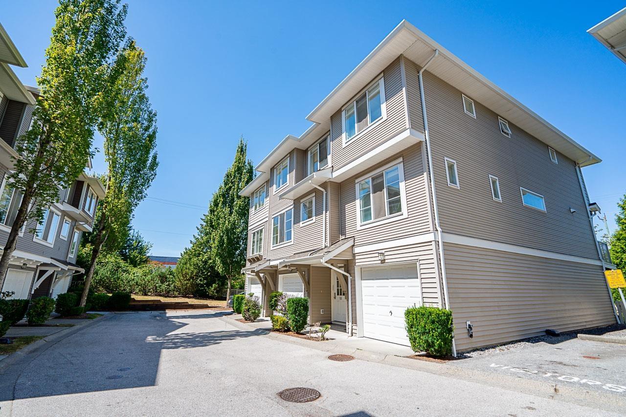 Photo 4 of 52 15155 62 A Avenue, Surrey BC